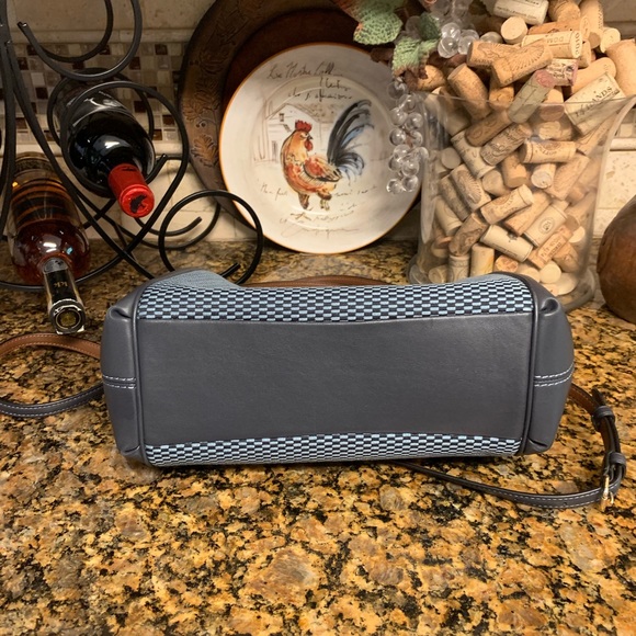 SOLD - Coach Lexy Purse - Picture 3 of 6